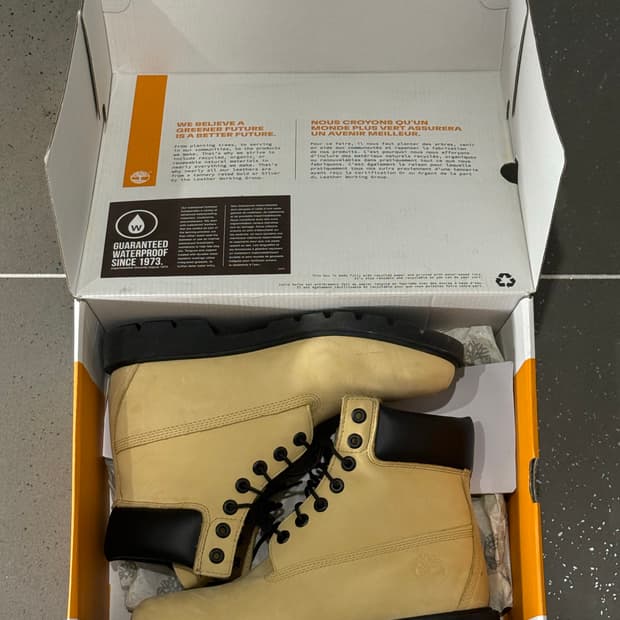 팀버랜드 프리미엄 6인치 워터프루프 부츠 라이트 옐로우 누벅