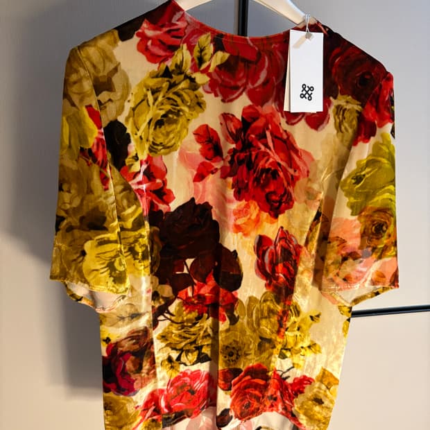 티크 Teak rose blouse