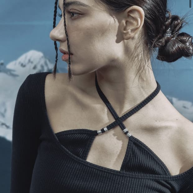 칸다마리츠 (전 SHIPER) 블랙 레이어드 워머 탑