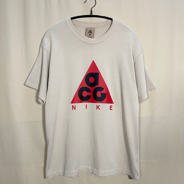 나이키 ACG 빅로고 반팔 처분