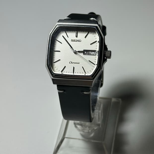 SEIKO quartz chronos