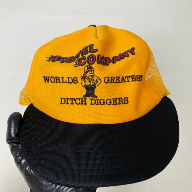 80s Trucker Hat (yellow/black)