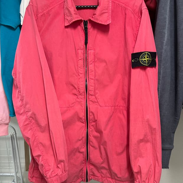 스톤아일랜드 올드이펙트 바람막이