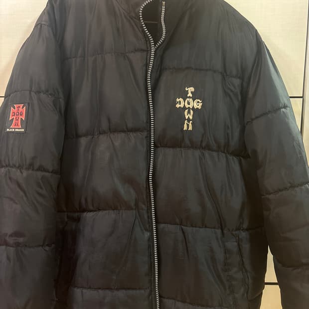 도그타운 크로스로고 패딩