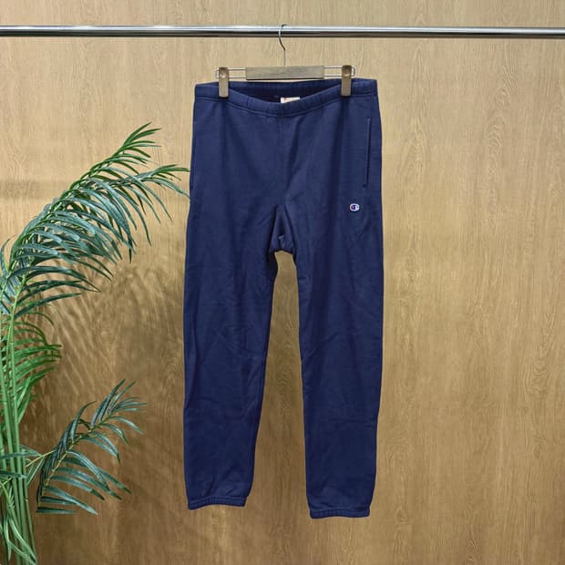 챔피온 트레이닝 팬츠 리버스위브 자수로고 디테일 레귤러핏 네이비