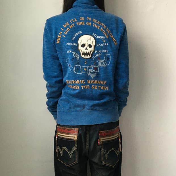 Avirex patch point high neck zip up