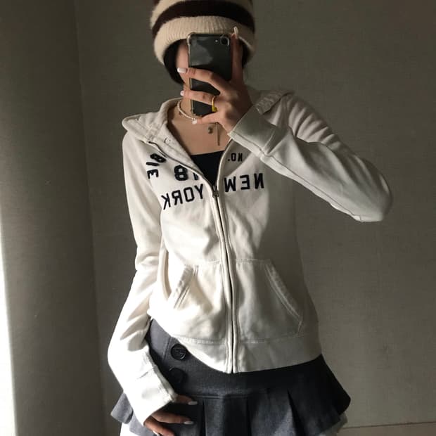 아베크롬비 화이트 슬림핏 후드집업