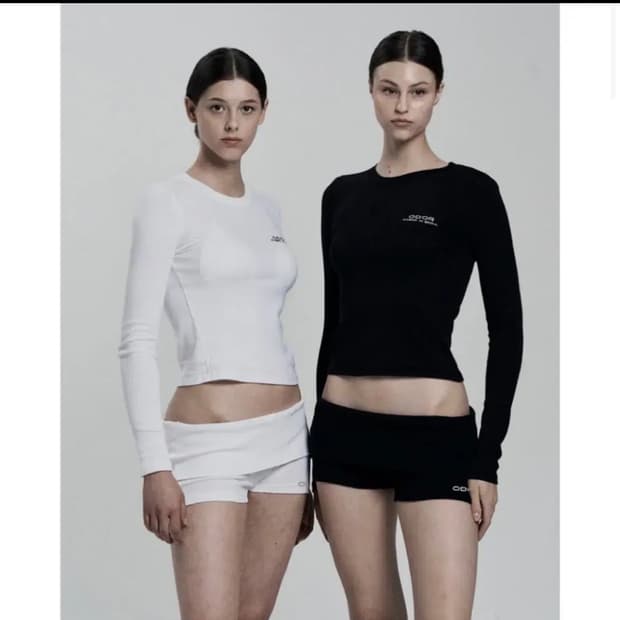 오도어 베이직 플랩 쇼츠 팬츠 블랙 새거 팝니다