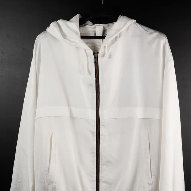 카파스포츠 흰색 바람막이