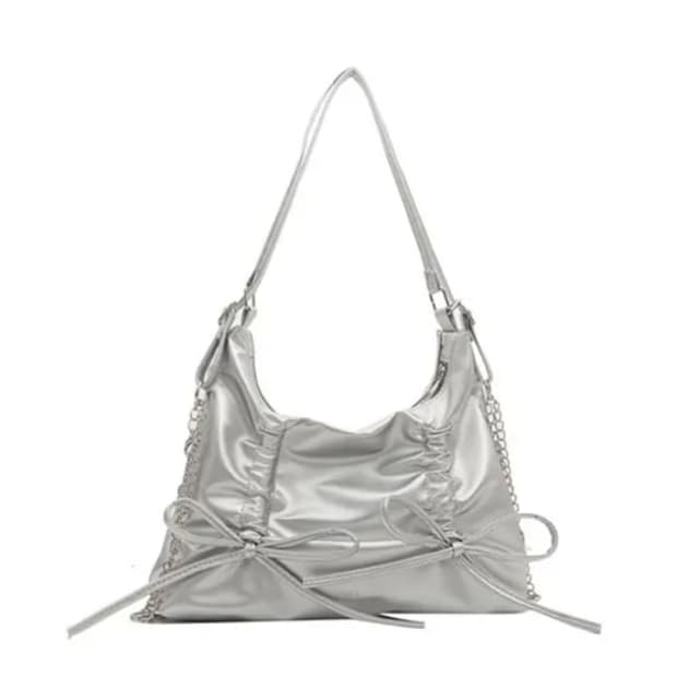 실버 글로시 리본 숄더백