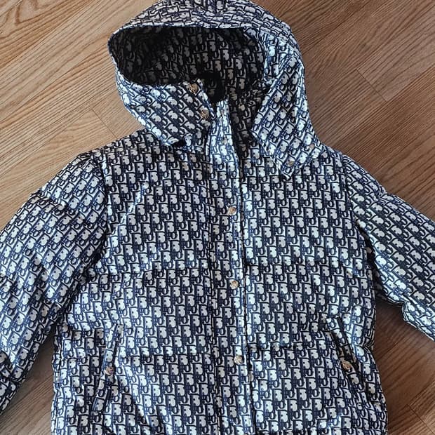 디올 오블리크 패딩