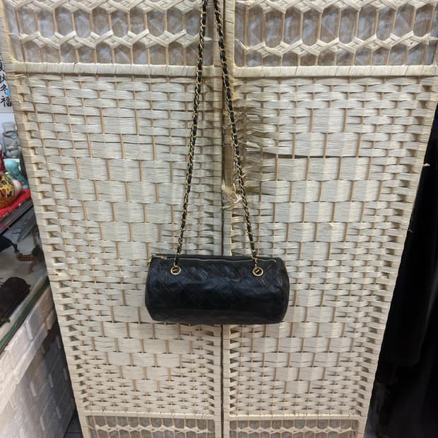 정품 샤넬 퀄팅 볼링 체인백 팝니다