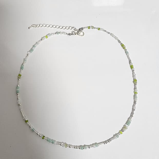 그린 실버 비즈 목걸이