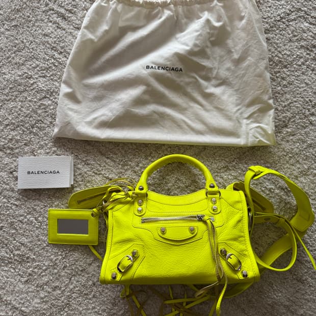 발렌시아가 네온 클래식 시티 모터백 스몰