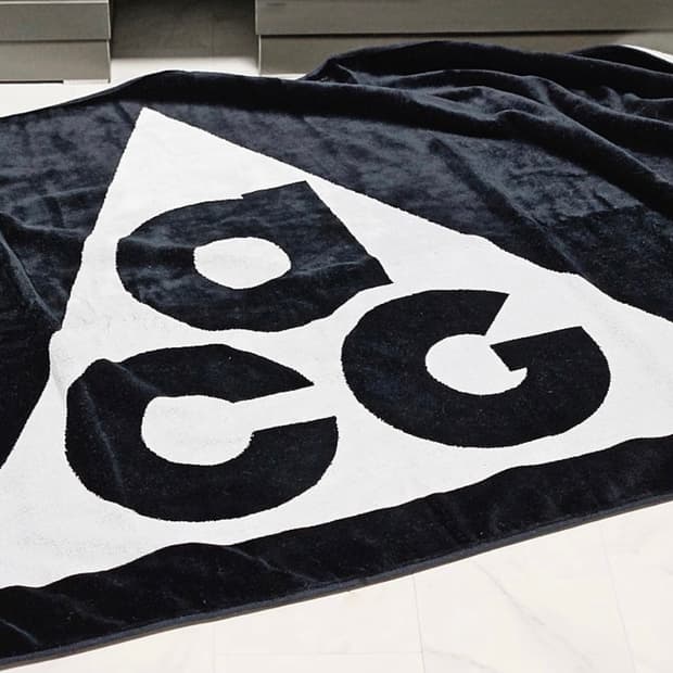 (새상품) 나이키 ACG 비치 타월 비치 타올 수건 블랙