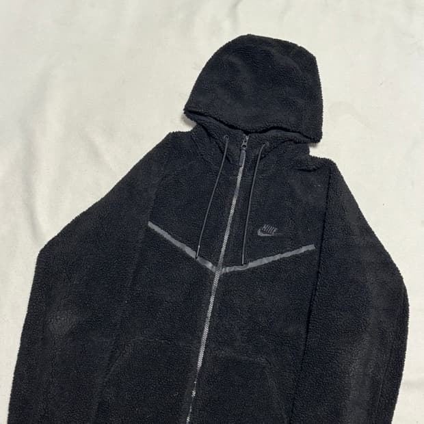 L 나이키 테크플러스 셰르파 블랙 후드 플리스