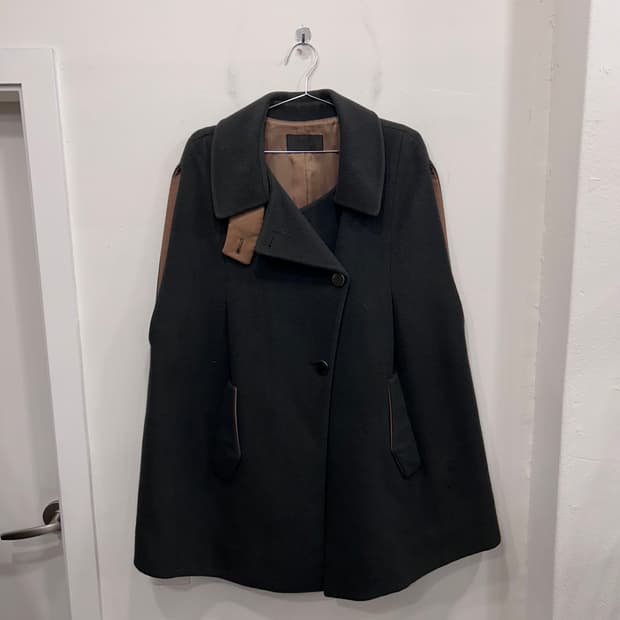 시스템 앙고라케시미어 더블버튼 케이프 베스트