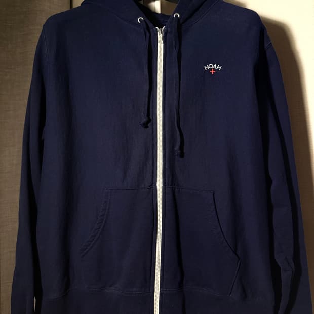 NOAH navy hoodie
