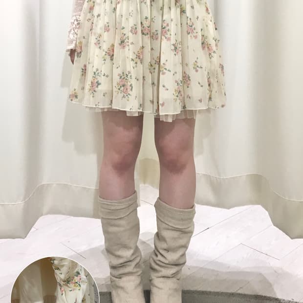 flower lace mini skirt