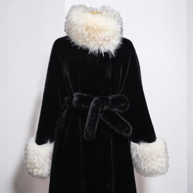 완전 새상품) 예티 아이보리 트리밍 롱 퍼코트