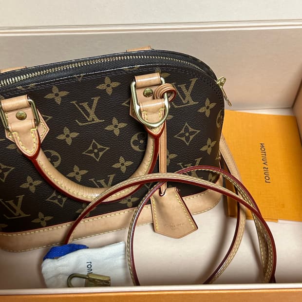 루이비통 모노그램 알마BB + 풀박스