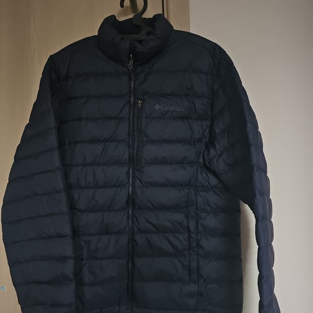 콜롬비아 정품 구스경량패딩 105사이즈 판매합니다 

​
