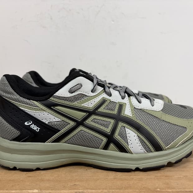 아식스 남성 운동화 270