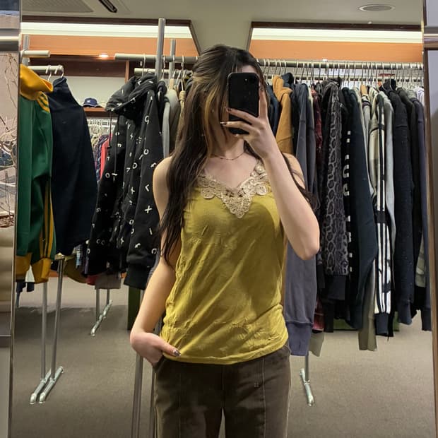 OS)Japanese vintage 자수 디테일 머스타드 나시