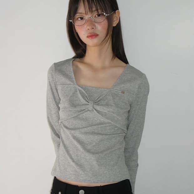 론론 RIBBON KNOT SQUARE NECK LONG SLEEVE