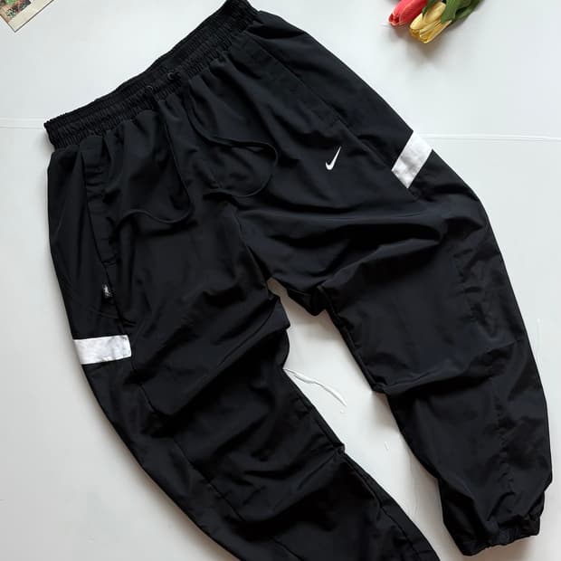 Nike 나이키 아이콘 우븐 팬츠