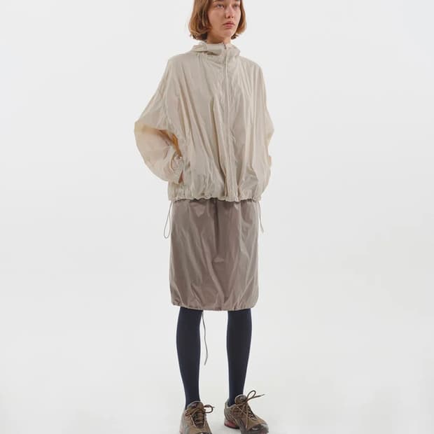 엔조블루스 트랙탑 바람막이 자켓 Free