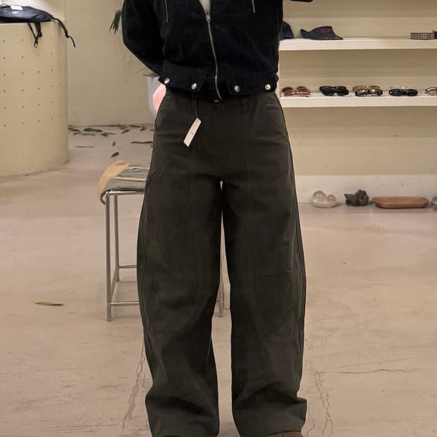 카키 입체 패턴 와이드 팬츠 U497