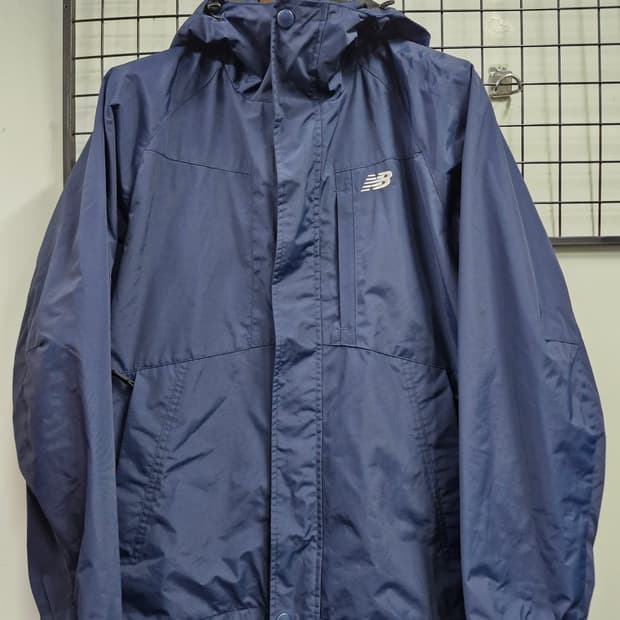 100L 뉴발란스 클래식 후드 바람막이 자켓 네이비