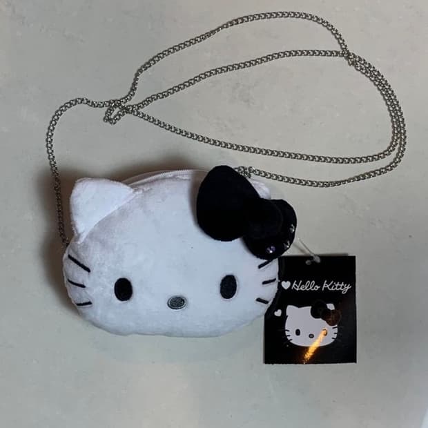 last one/kitty kitty puff coin case