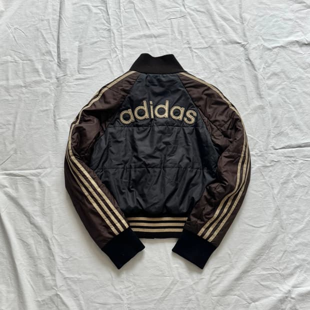 Rare Adidas japan 초코바나나 패치로고 패딩 스포티 올드스쿨