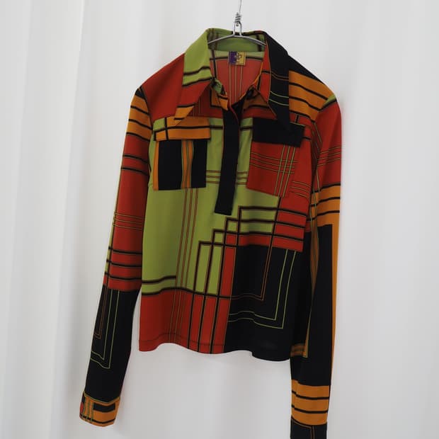 vintage butterfly collar top 
