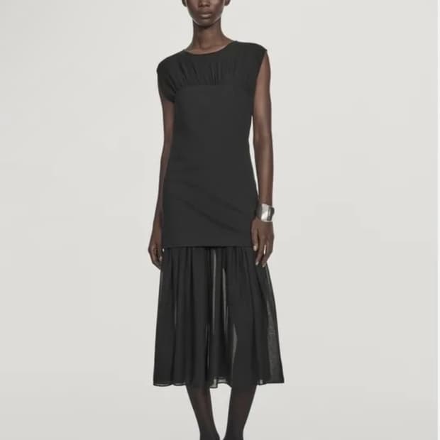 구해요) 34사이즈 마시모두띠 콘트라스트 세미 시어 니렝스 원피스