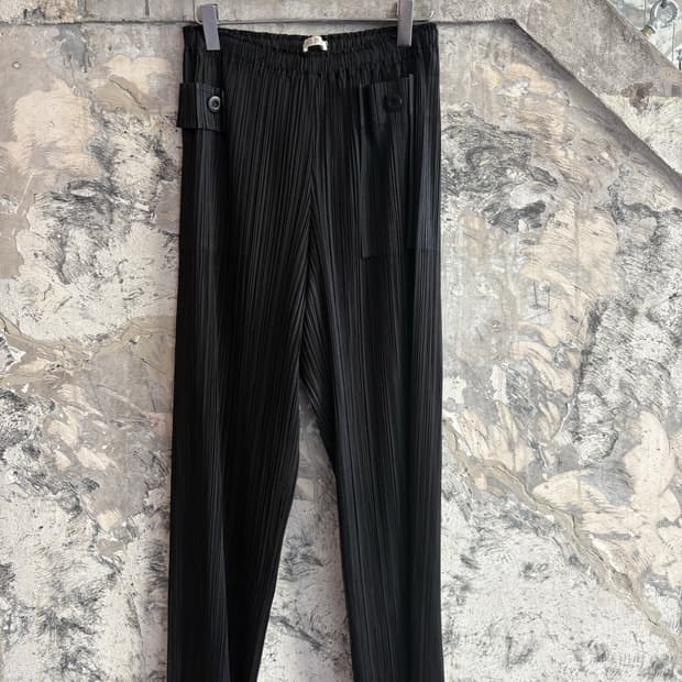 PLEATS PLEASE ISSEY MIYAKE 1 Pocket Pant