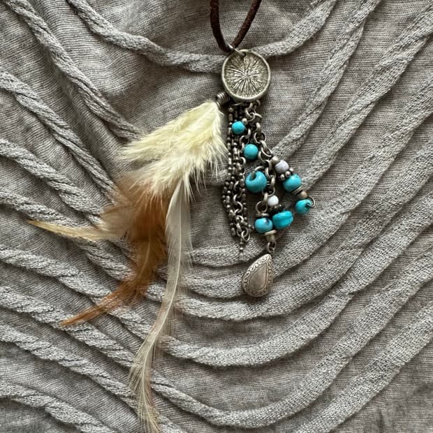 GOA Feather necklace