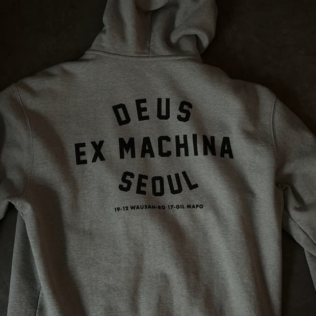 데우스 서울 후드집업