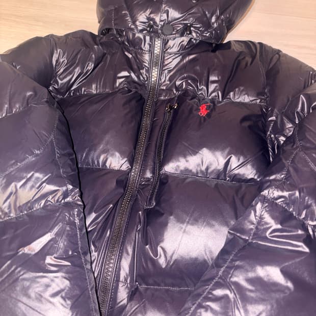 폴로 유광 패딩 s사이즈 판매합니다