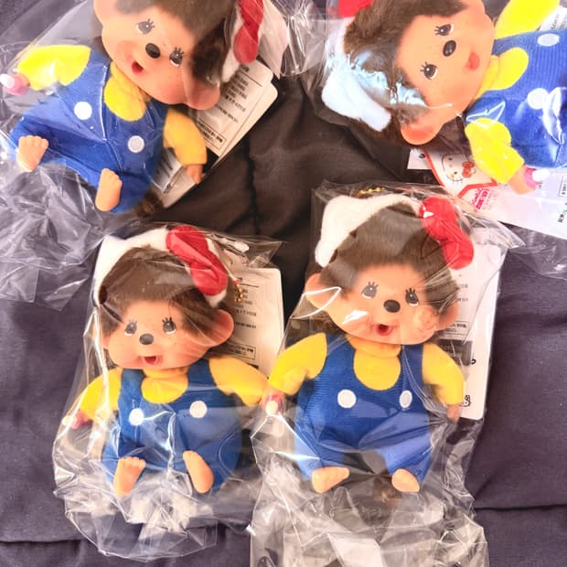 헬로키티 몬치치 키링