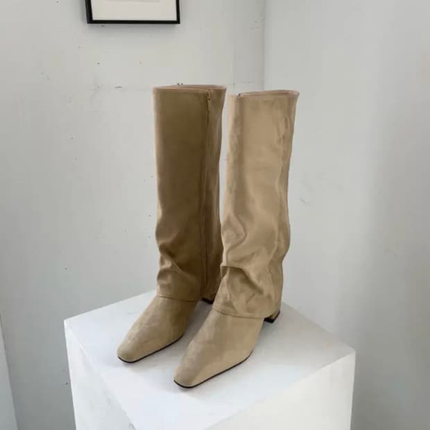 이너뮤트 스웨이드 폴드 부츠 