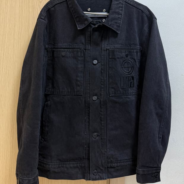 플라스틱 프로덕트 자켓