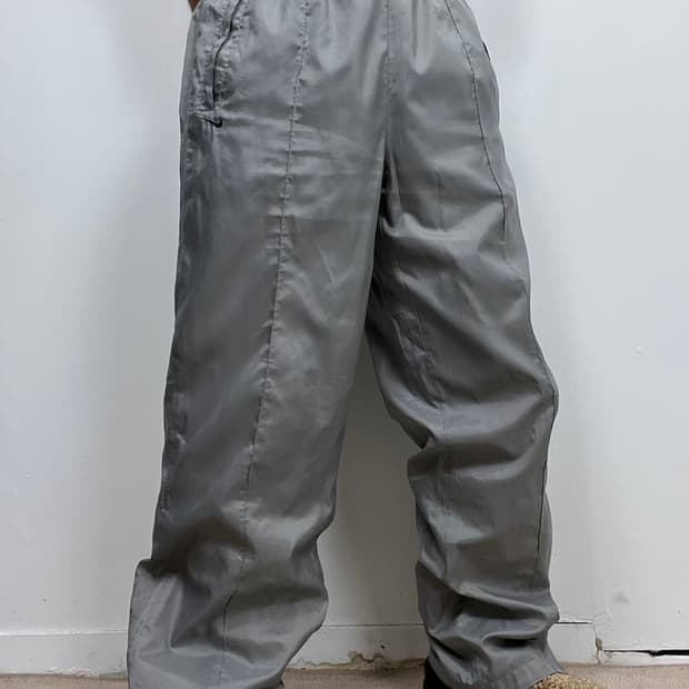 2001 NIKE 나이키 스우시 그레이 우븐팬츠