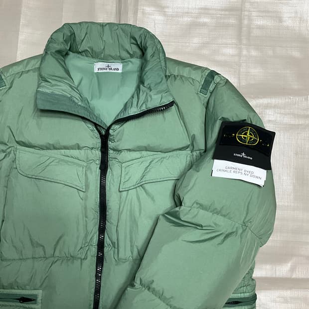 22FW 스톤아일랜드 크링클랩스 패딩 XL