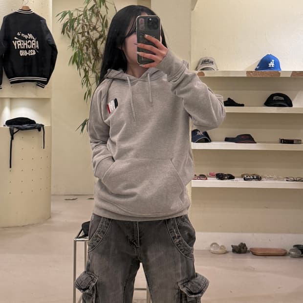 아미 컬러 로고 그레이 후드티 U683