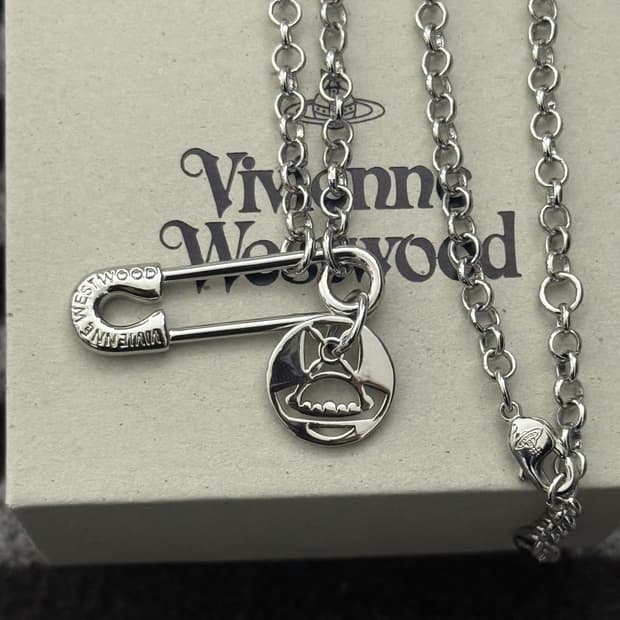 비비안웨스트우드 이모진 클립 목걸이