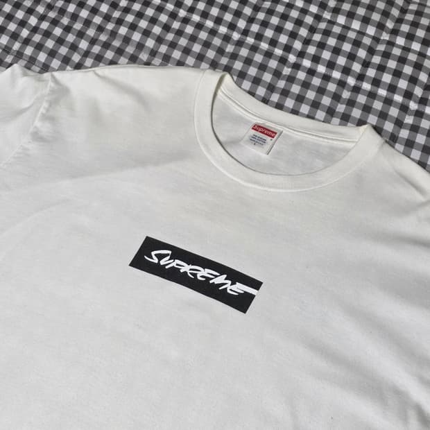 슈프림 퓨추라 박스로고 티셔츠 화이트 - 24SS