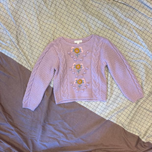 루이스미샤 24fw 자수 스웨터 핑크(8y)  